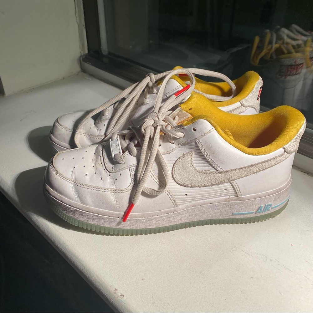 Nike Air Force 1 Low Corner Market (2020) CZ8132-100 Shoes in White Yellow